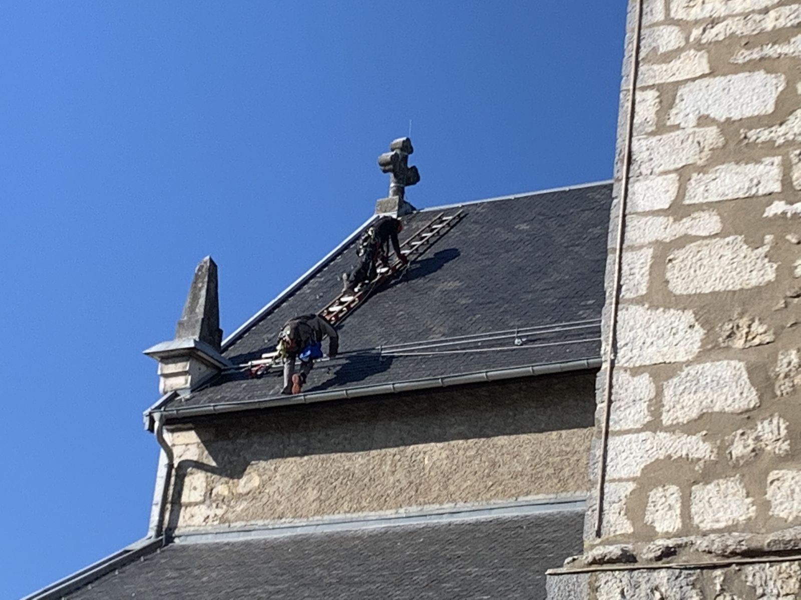 Intervention sur pile de pont
